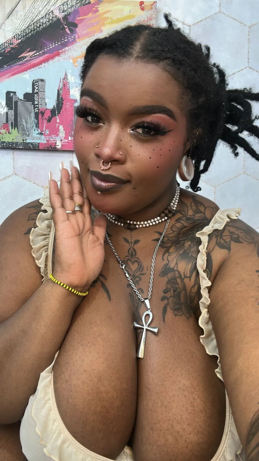 Live sex webcam photo for LaylaCummingss #8133998