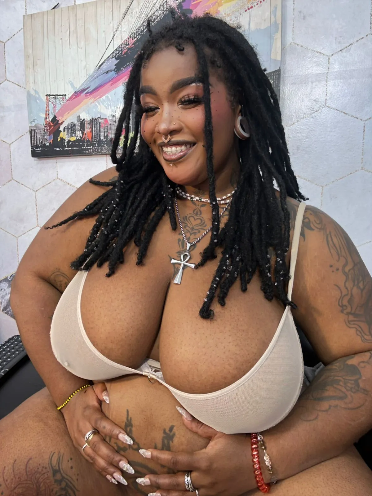 Live sex webcam photo for LaylaCummingss #8226443