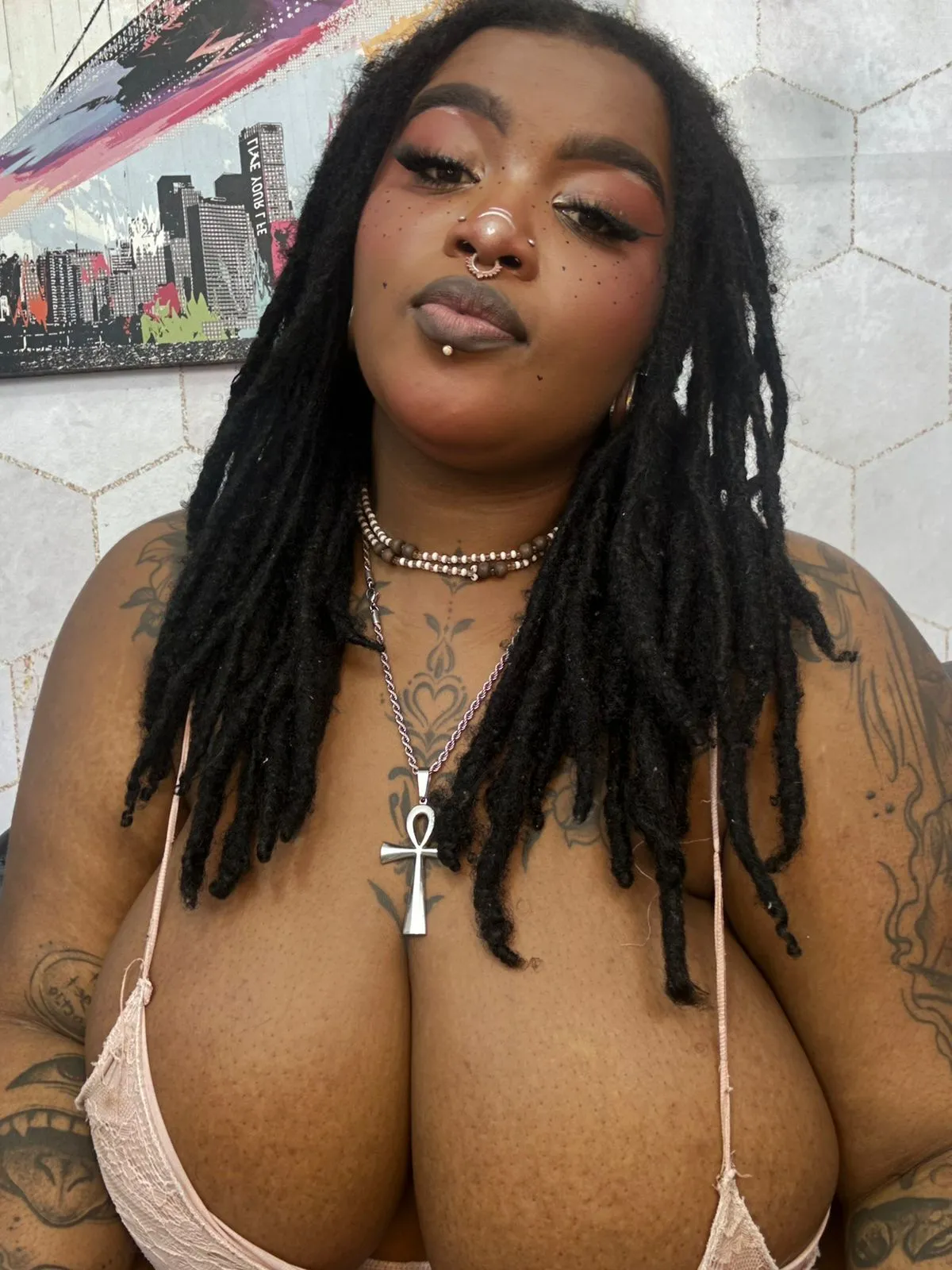 Live sex webcam photo for LaylaCummingss #8098646