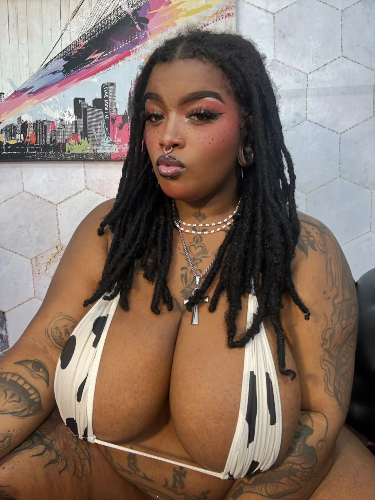 Live sex webcam photo for LaylaCummingss #8173782