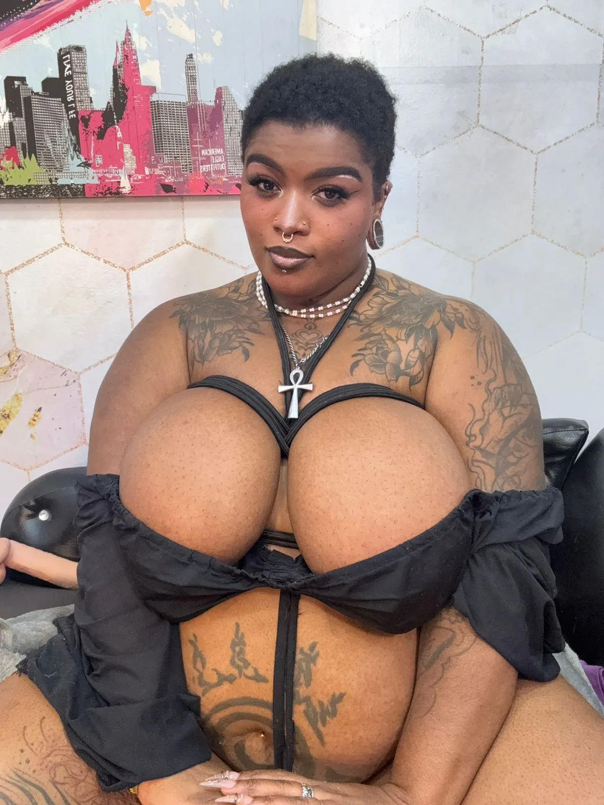 Live sex webcam photo for LaylaCummingss #8492166