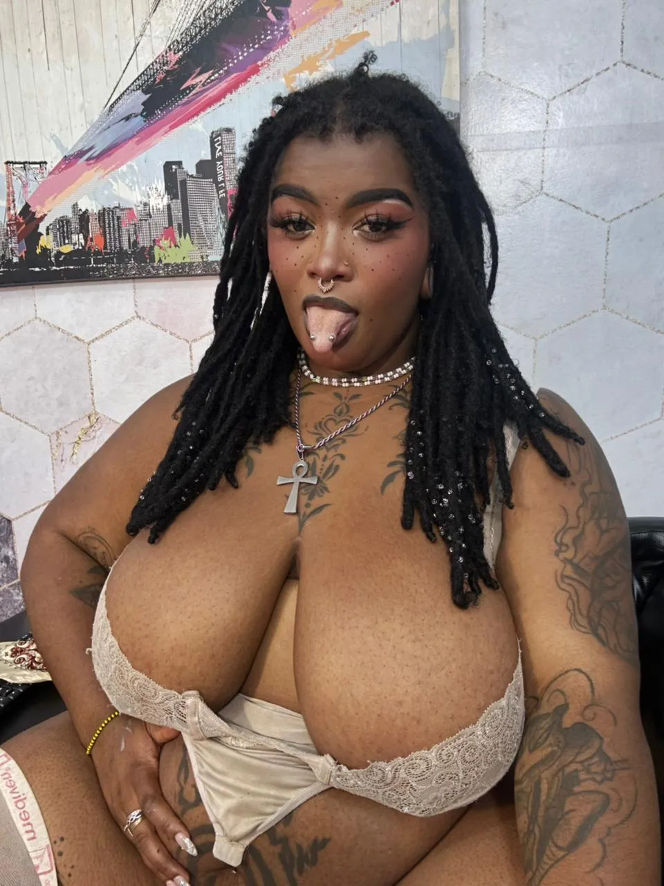Live sex webcam photo for LaylaCummingss #8208122