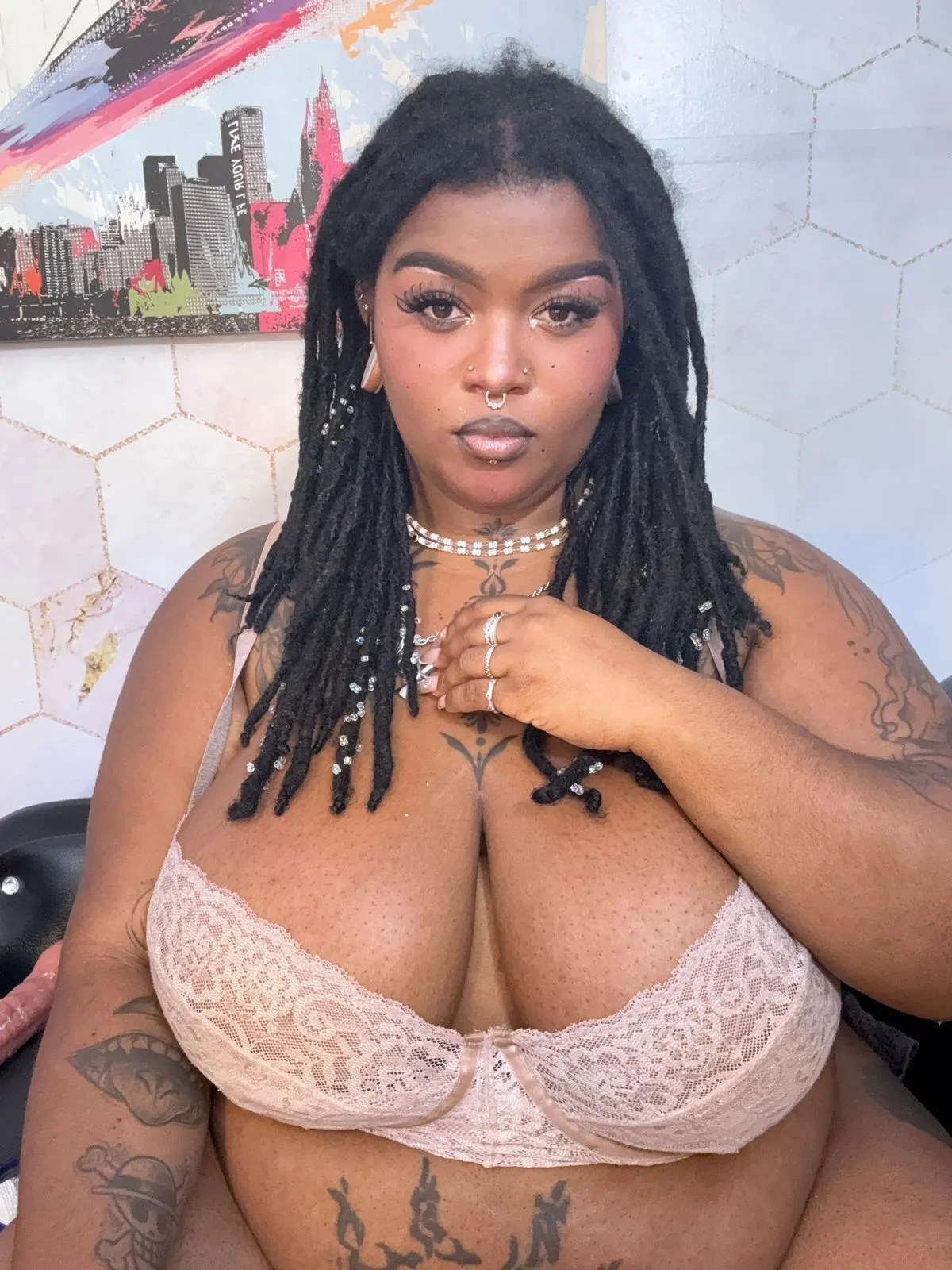 Live sex webcam photo for LaylaCummingss #8470556