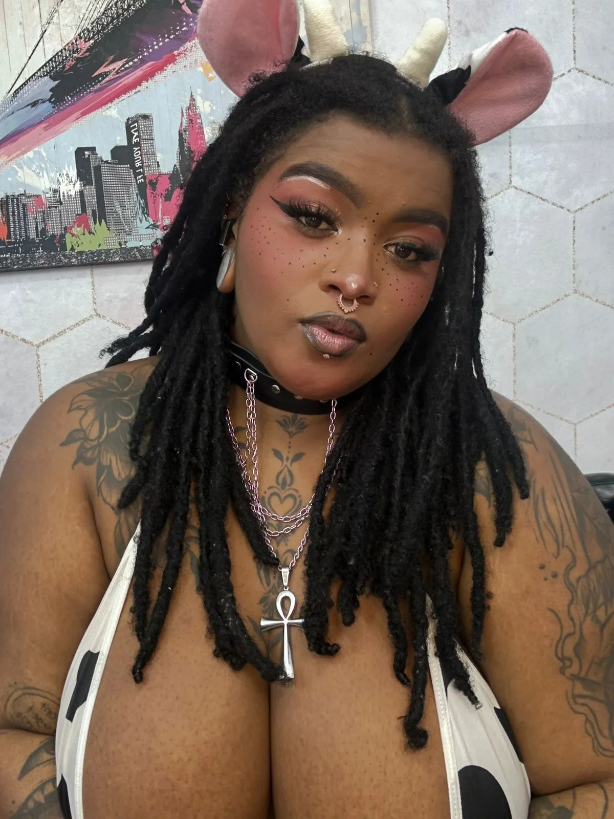 Live sex webcam photo for LaylaCummingss #8130728