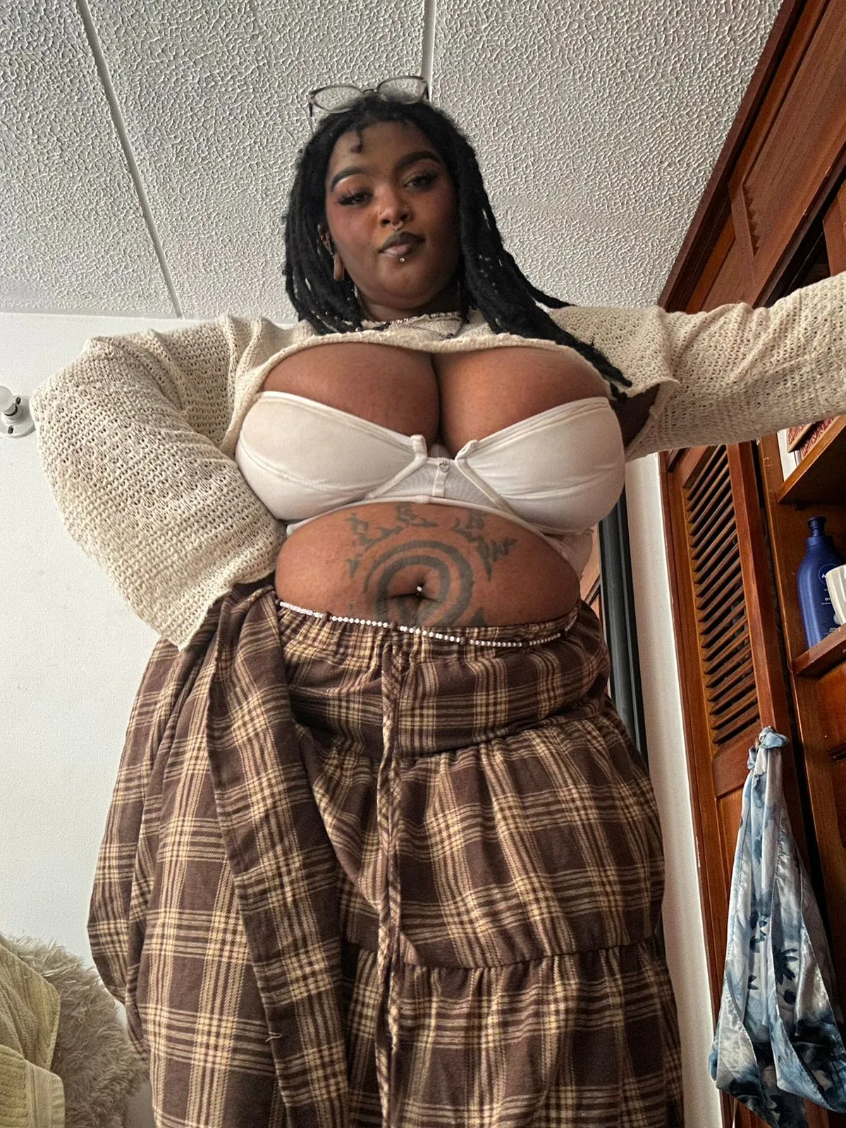 Live sex webcam photo for LaylaCummingss #8236644