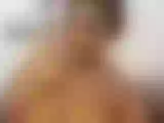 Live sex webcam photo for LaylaCummingss #8035383