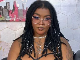 Live sex webcam photo for LaylaCummingss #8475916