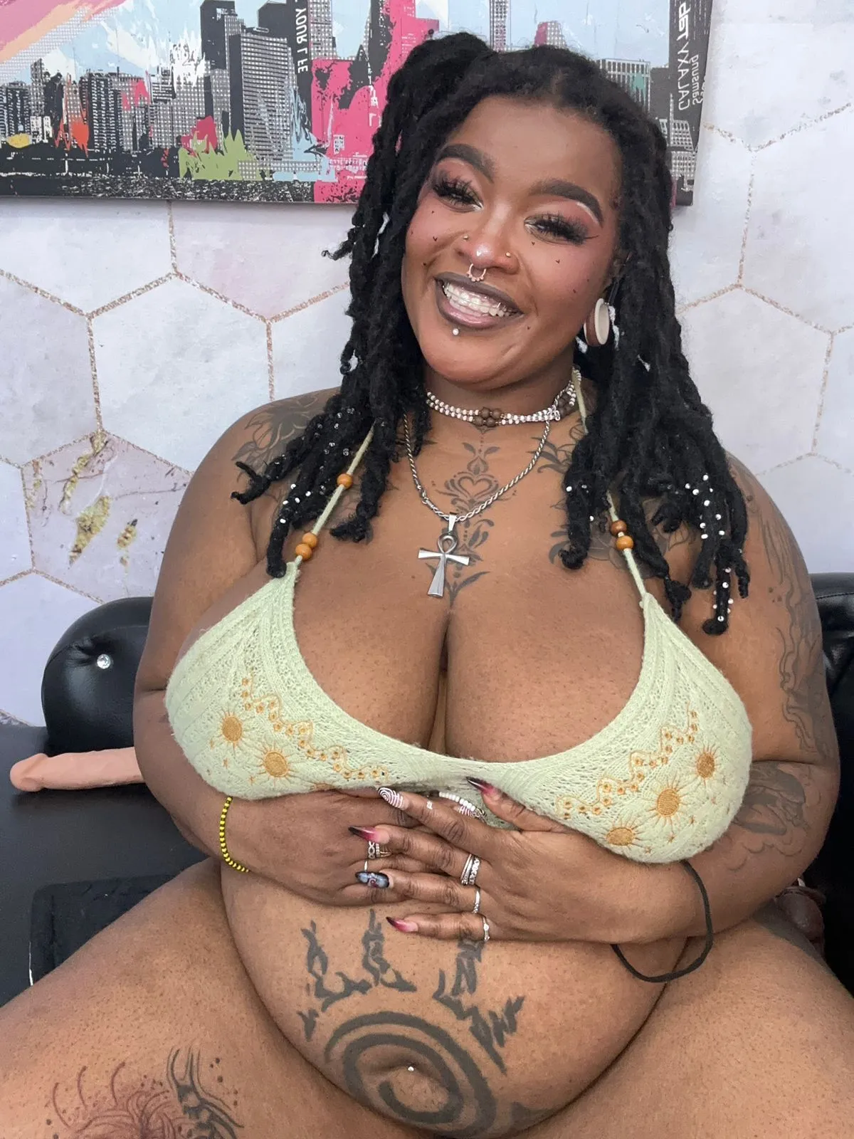 Live sex webcam photo for LaylaCummingss #8050692