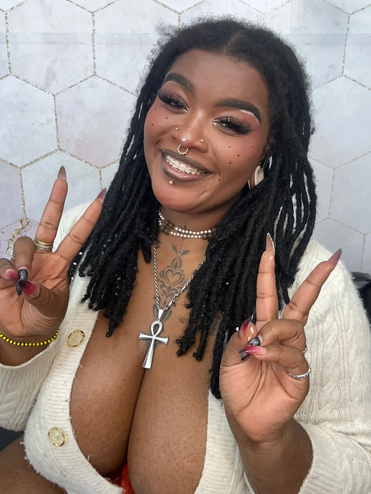 Live sex webcam photo for LaylaCummingss #8038712