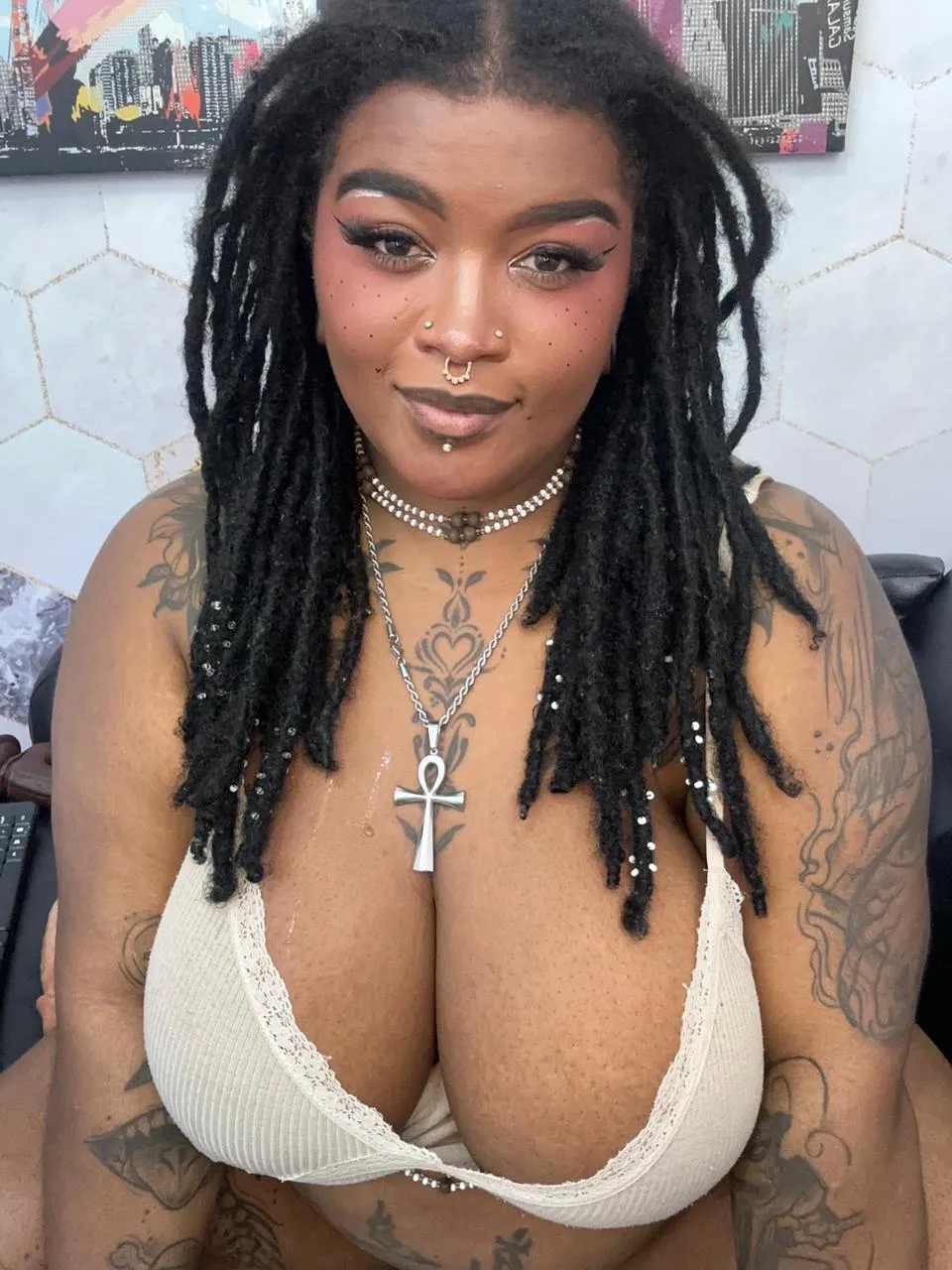 Live sex webcam photo for LaylaCummingss #8024070