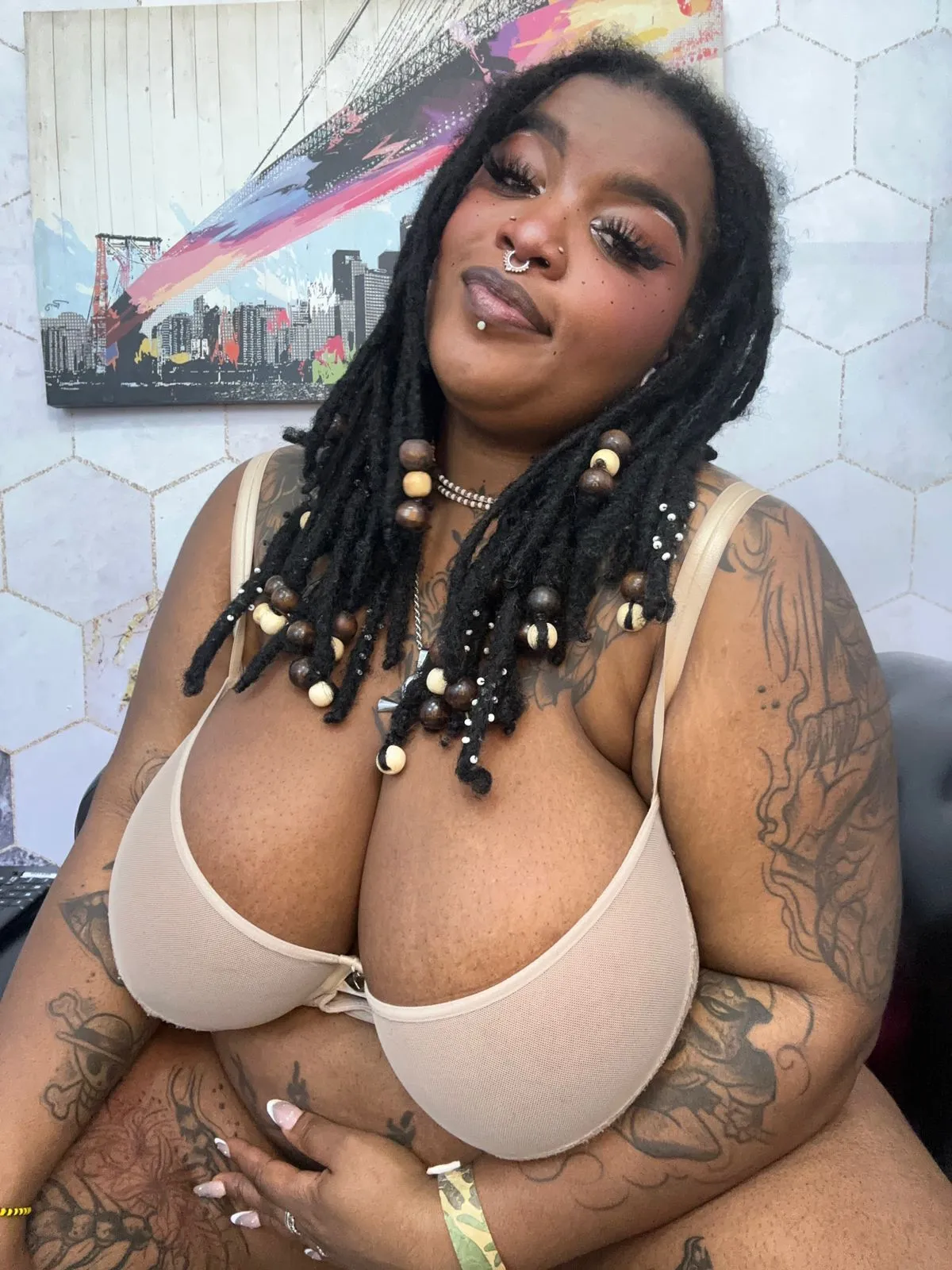 Live sex webcam photo for LaylaCummingss #8058322