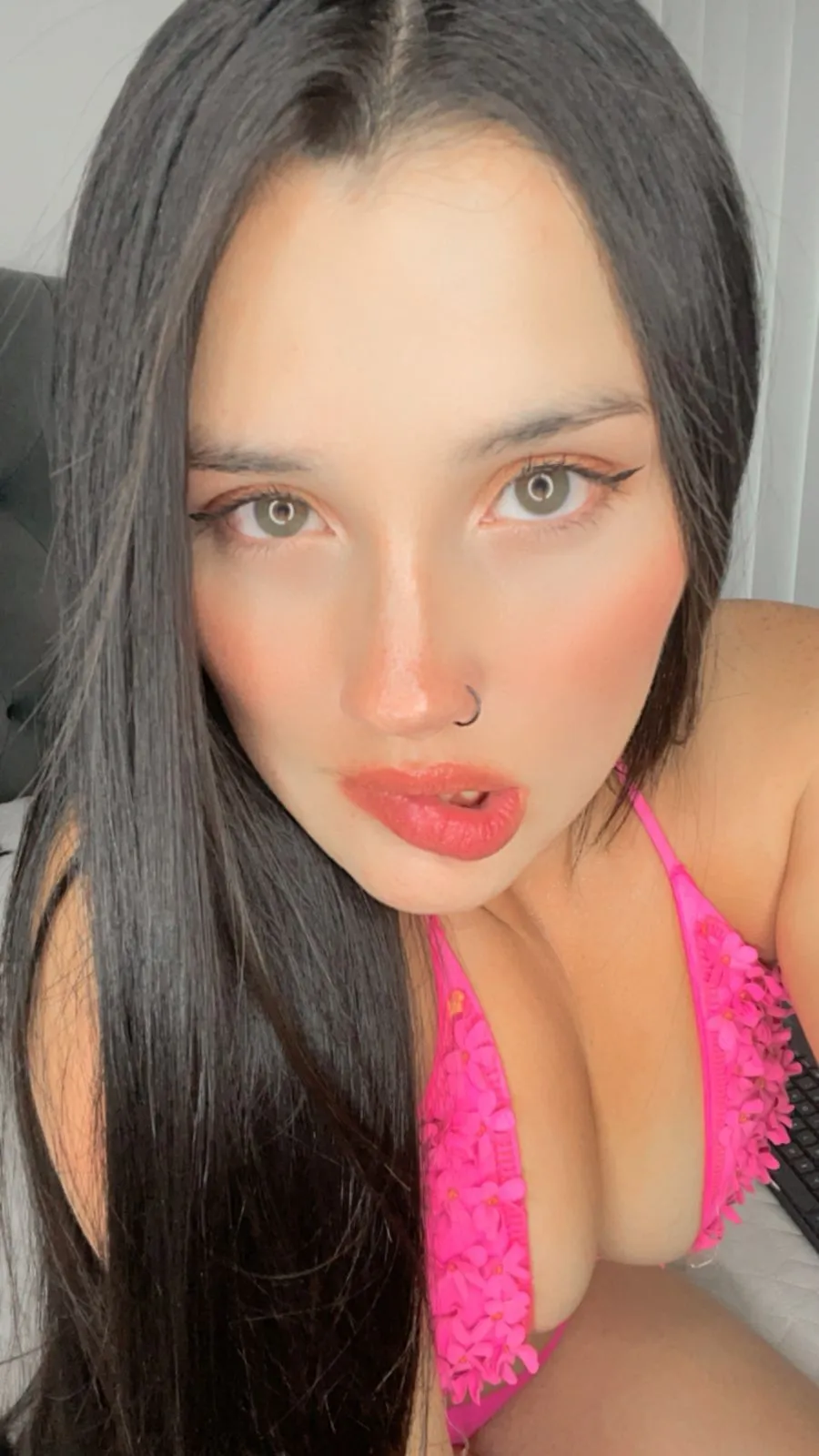 Live sex webcam photo for CaroliinaFerrer #8163224