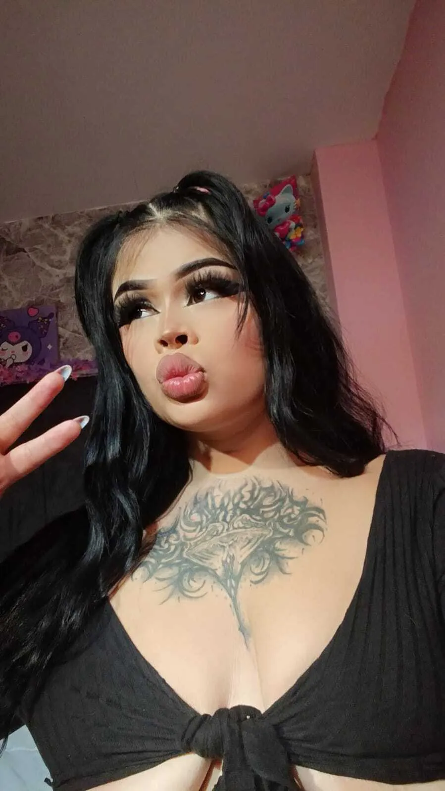 Live sex webcam photo for Missy_April #8441881