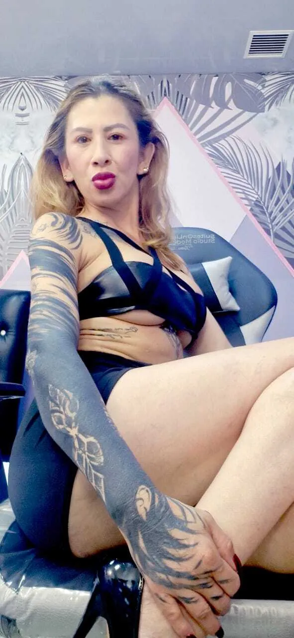 Live sex webcam photo for Ladyy_Scarlett #8157182