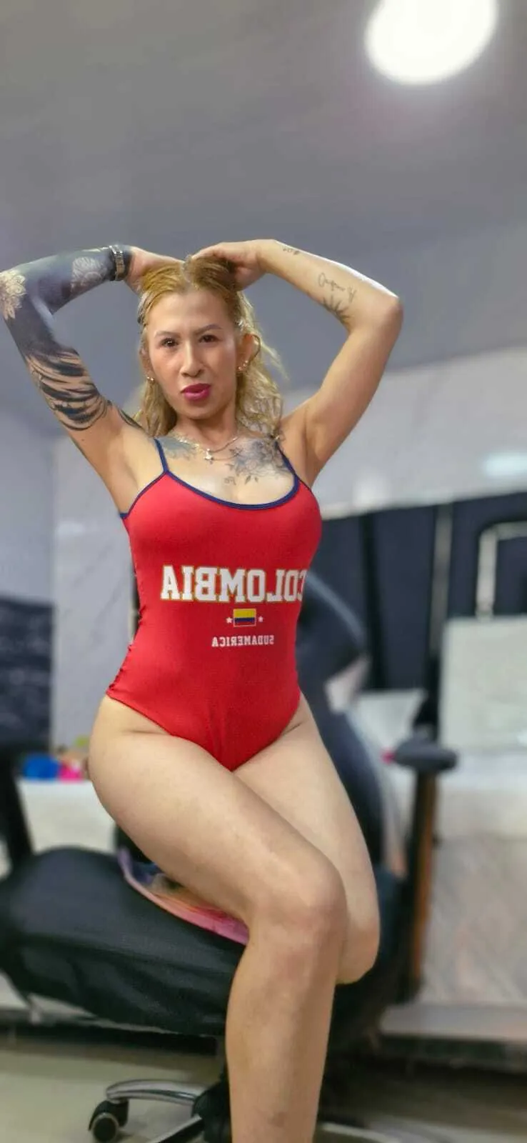 Live sex webcam photo for Ladyy_Scarlett #8570124