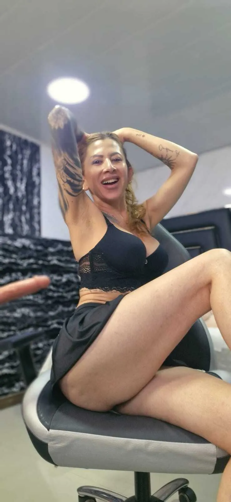 Live sex webcam photo for Ladyy_Scarlett #8226226