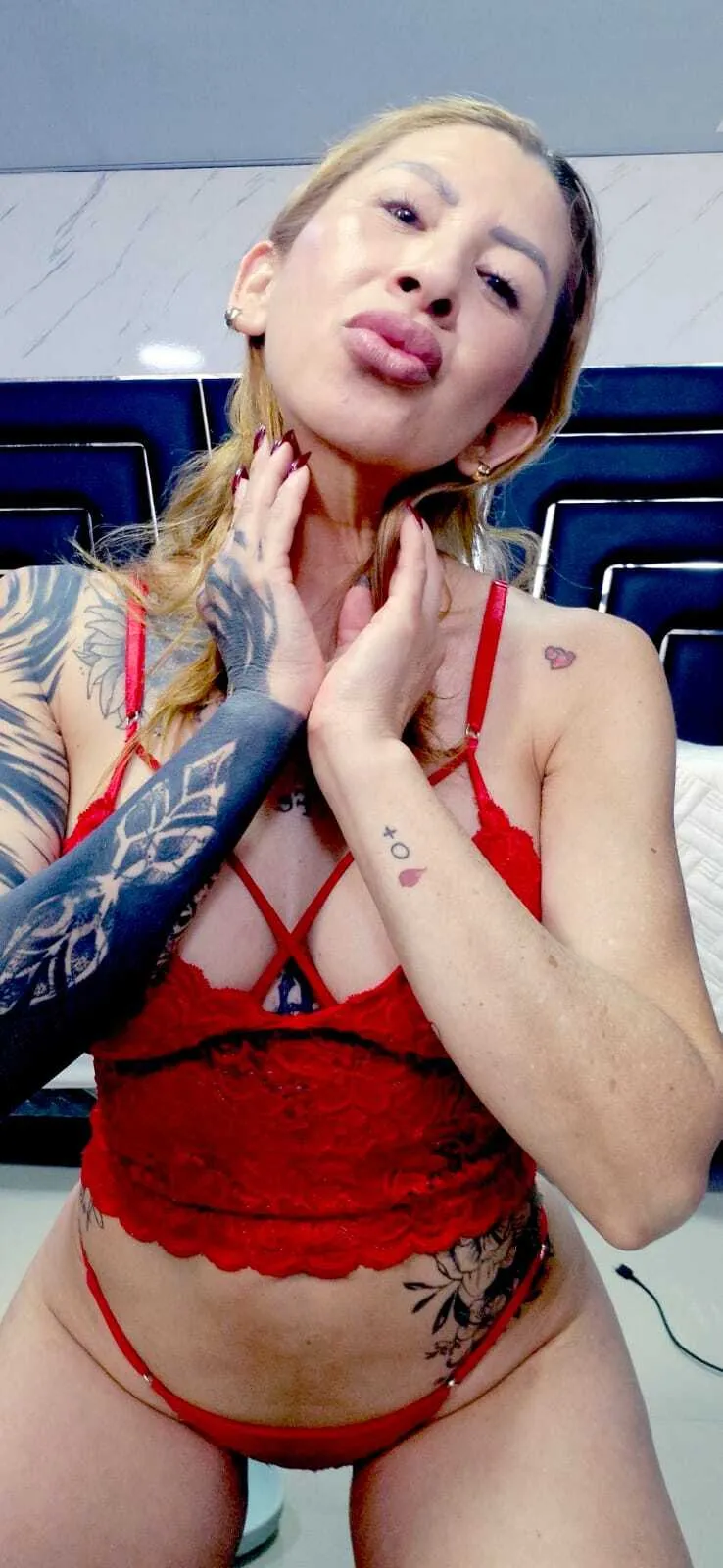 Live sex webcam photo for Ladyy_Scarlett #8201575