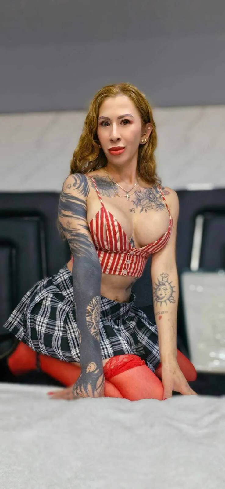 Live sex webcam photo for Ladyy_Scarlett #8630141