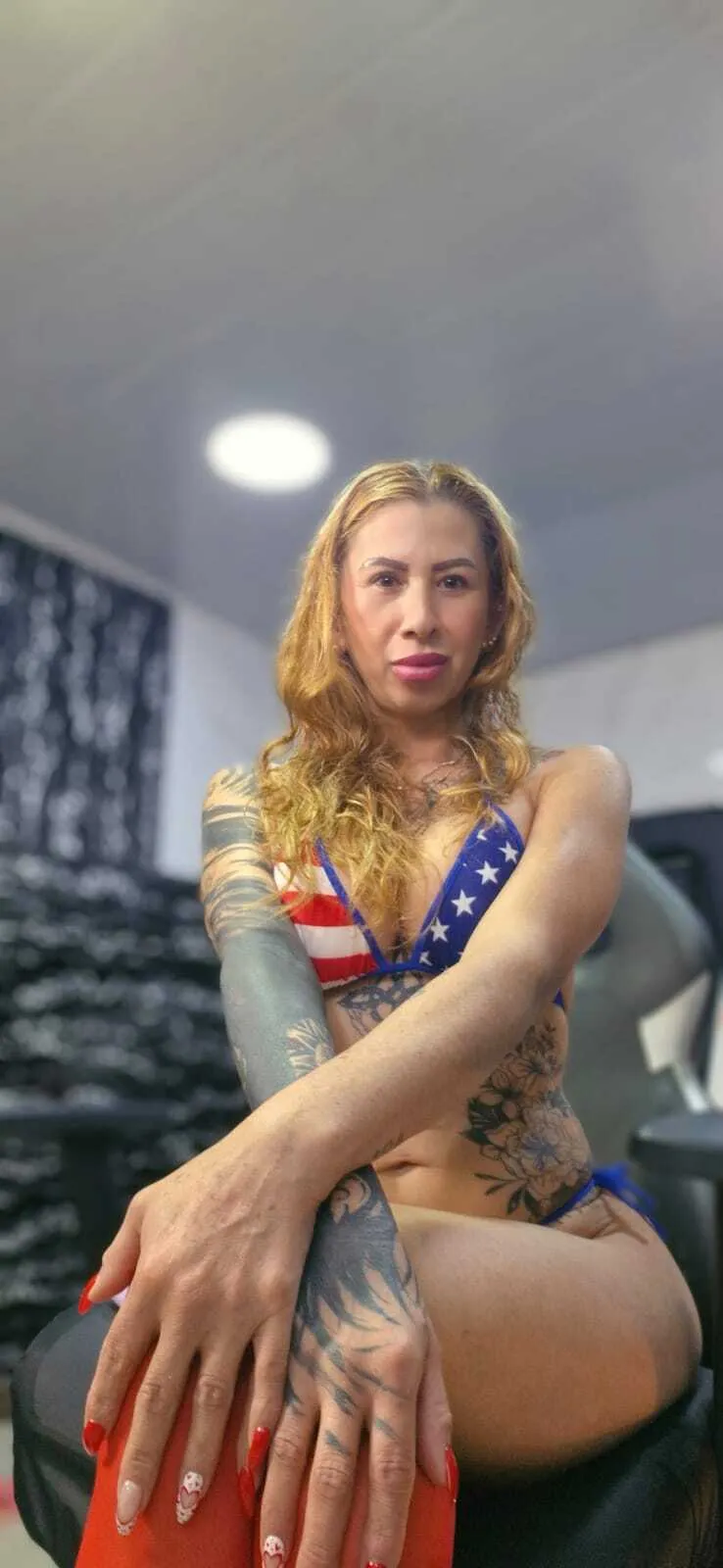 Live sex webcam photo for Ladyy_Scarlett #8590809