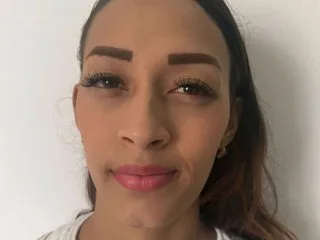 Live sex webcam photo for Xarinnabri #8633319