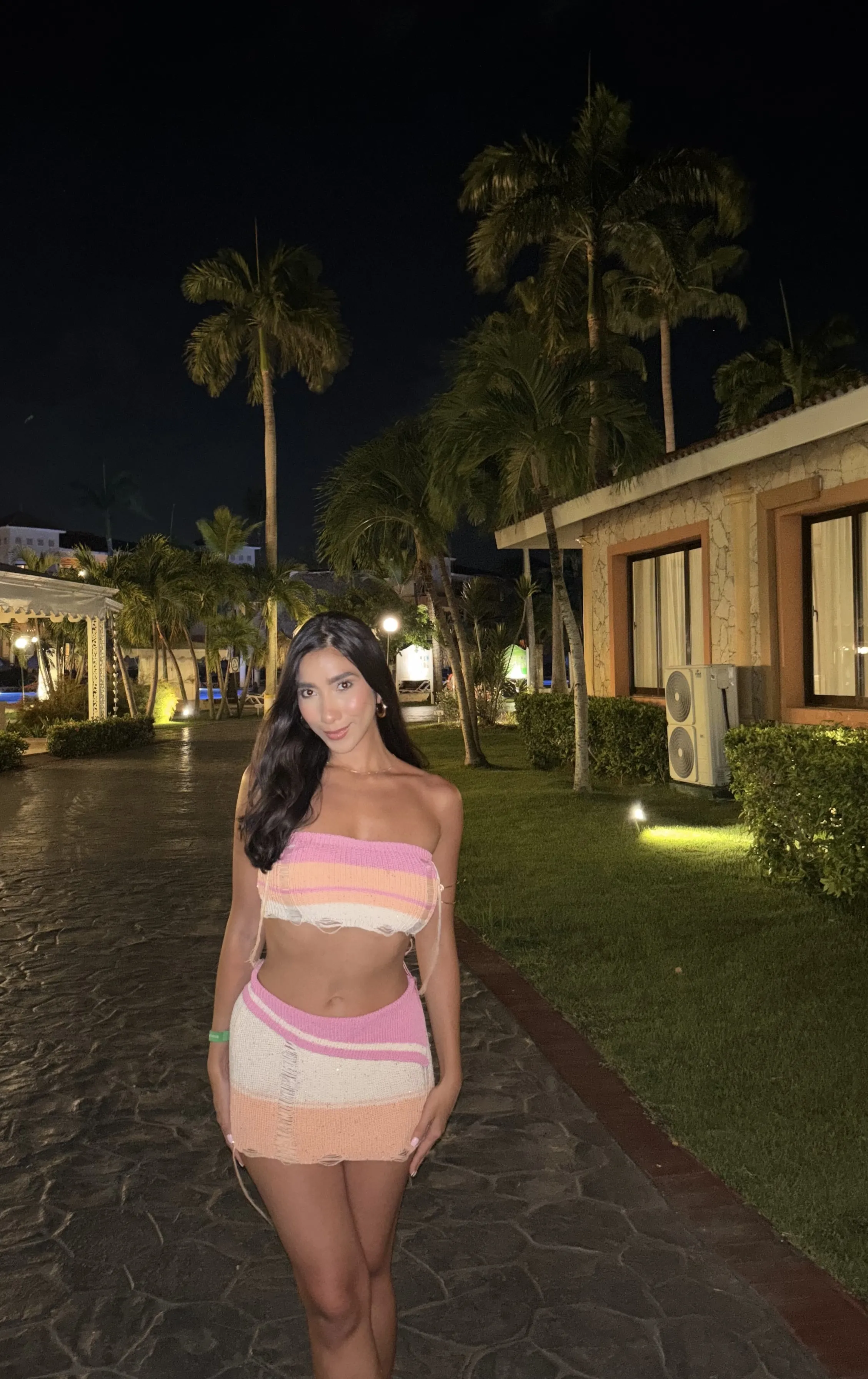 Live sex webcam photo for BrendaRussell #8723578