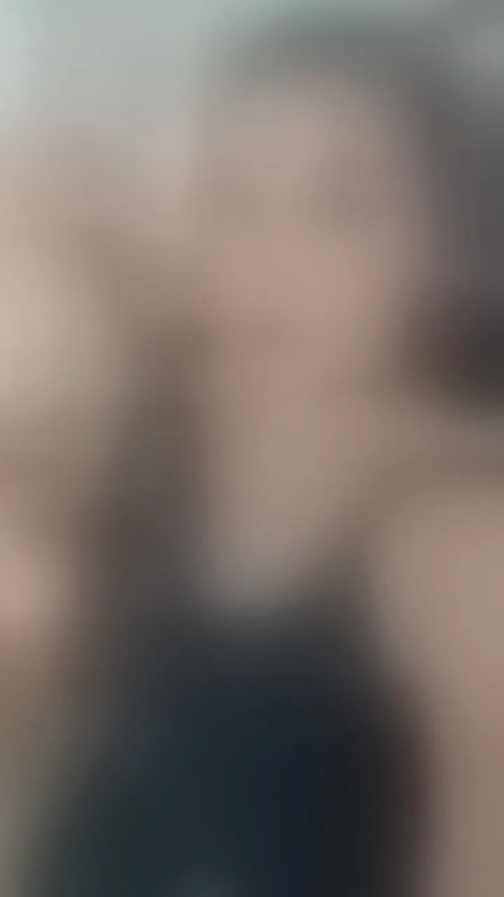 Live sex webcam photo for ChloeBonie #8517748