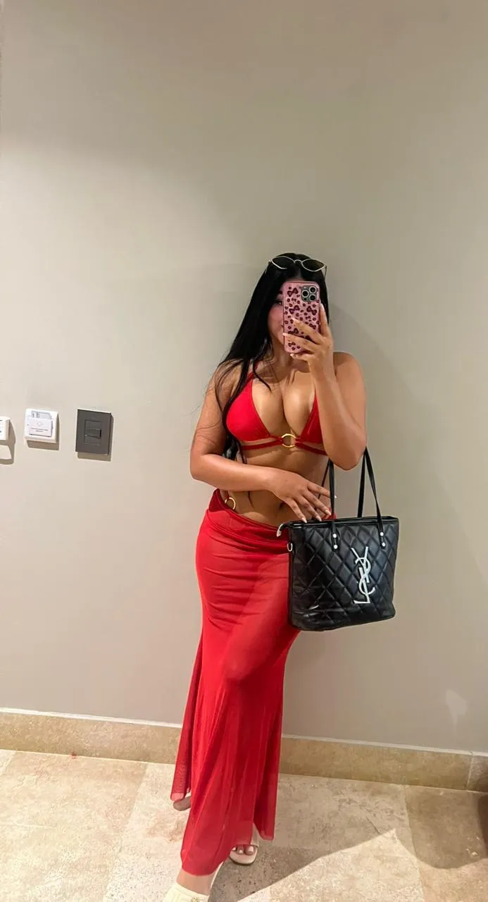Live sex webcam photo for allisonpariss #8567759