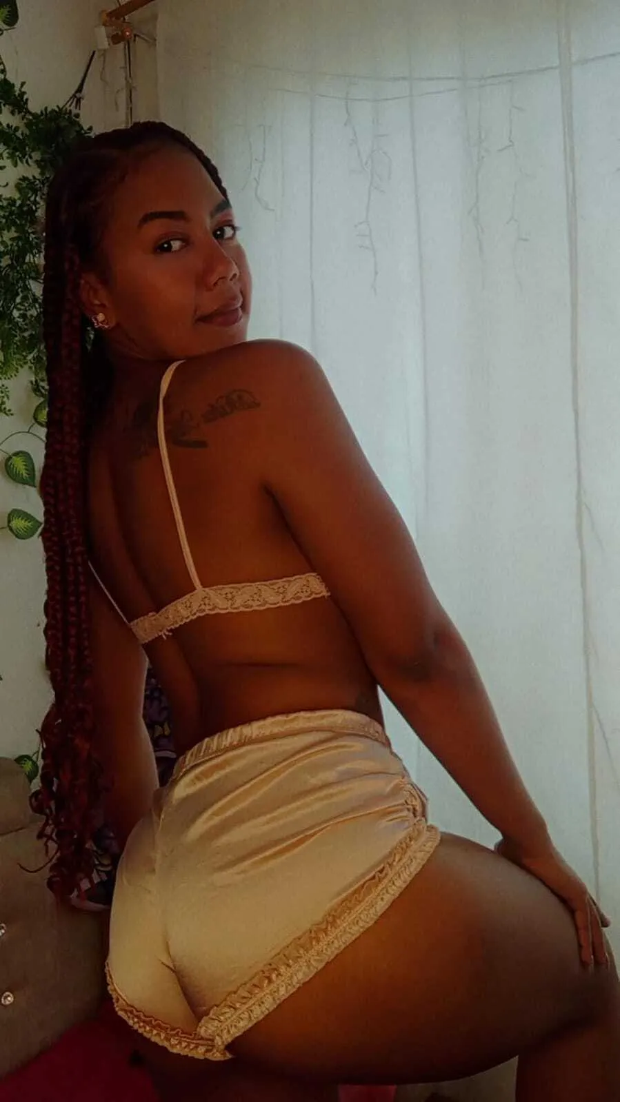 Live sex webcam photo for AdairaWealth #7974274