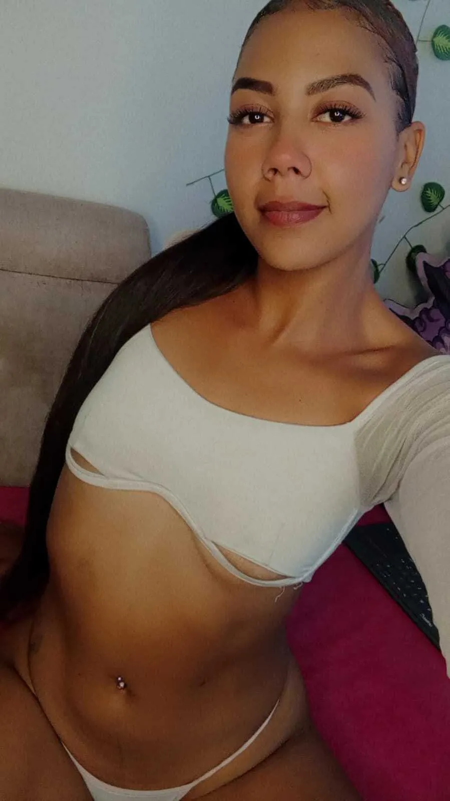 Live sex webcam photo for AdairaWealth #7974283