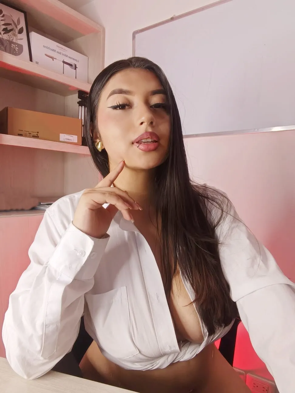 Live sex webcam photo for TynaJohnson #8491831