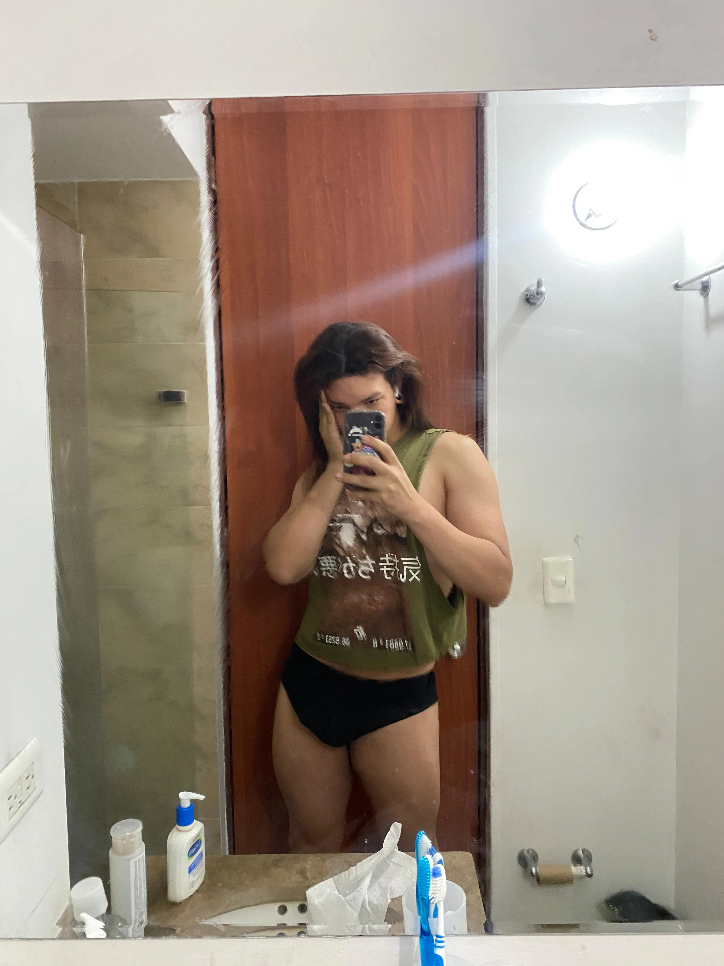 Live sex webcam photo for Ella_Thorne #8046109