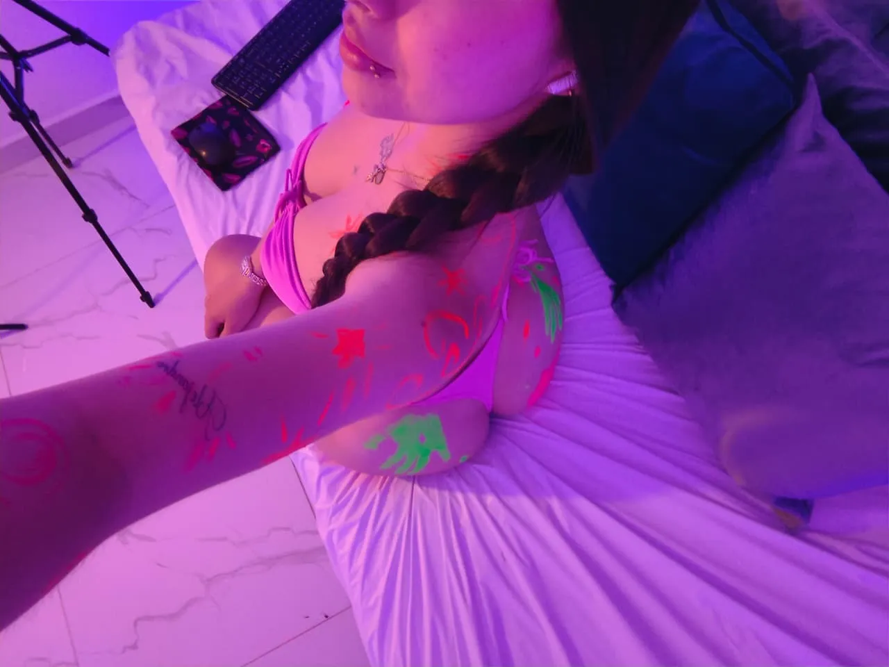 Live sex webcam photo for Sweetdalilaa #8501228