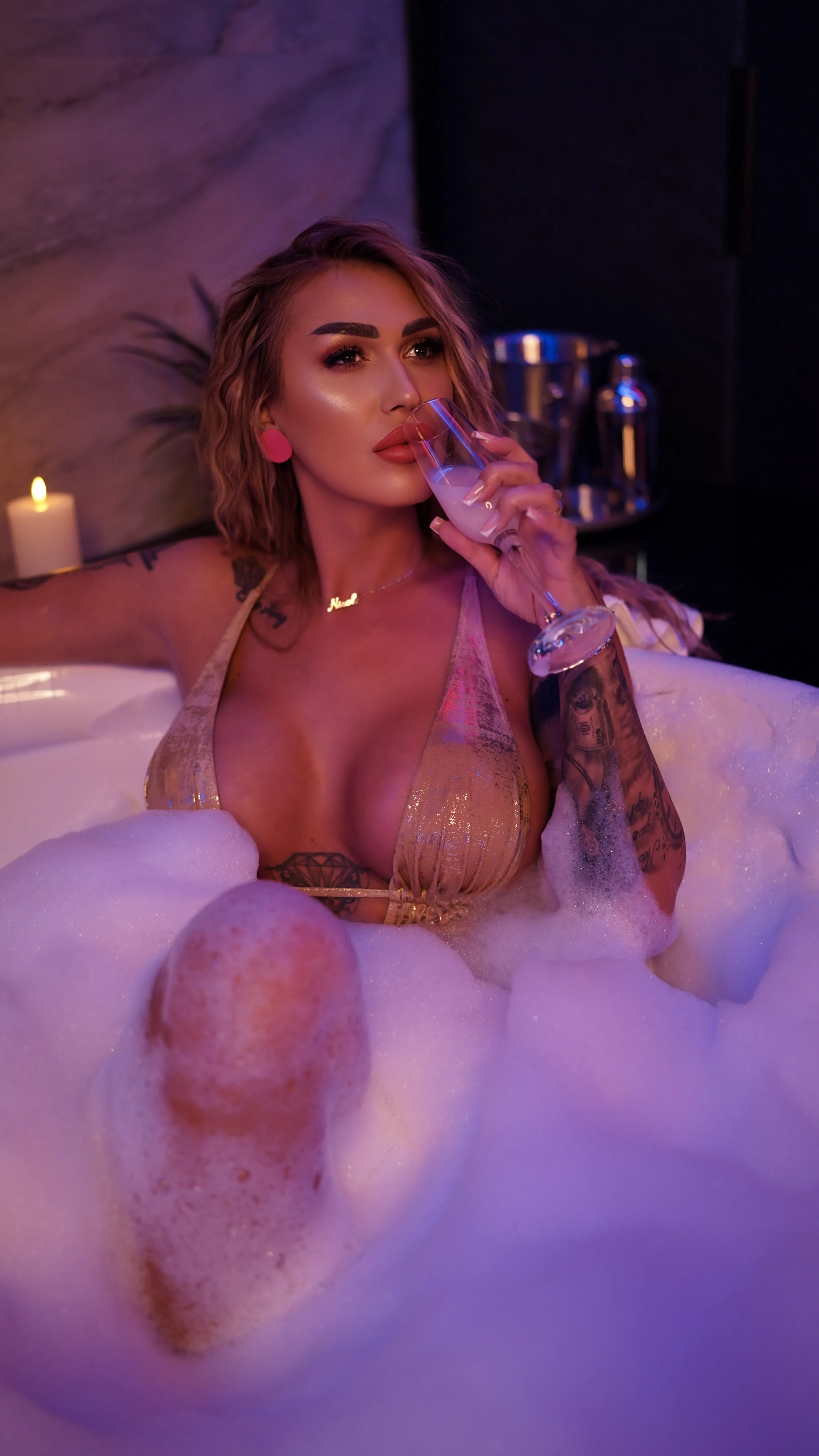 Live sex webcam photo for Nicol2Naya #8415995
