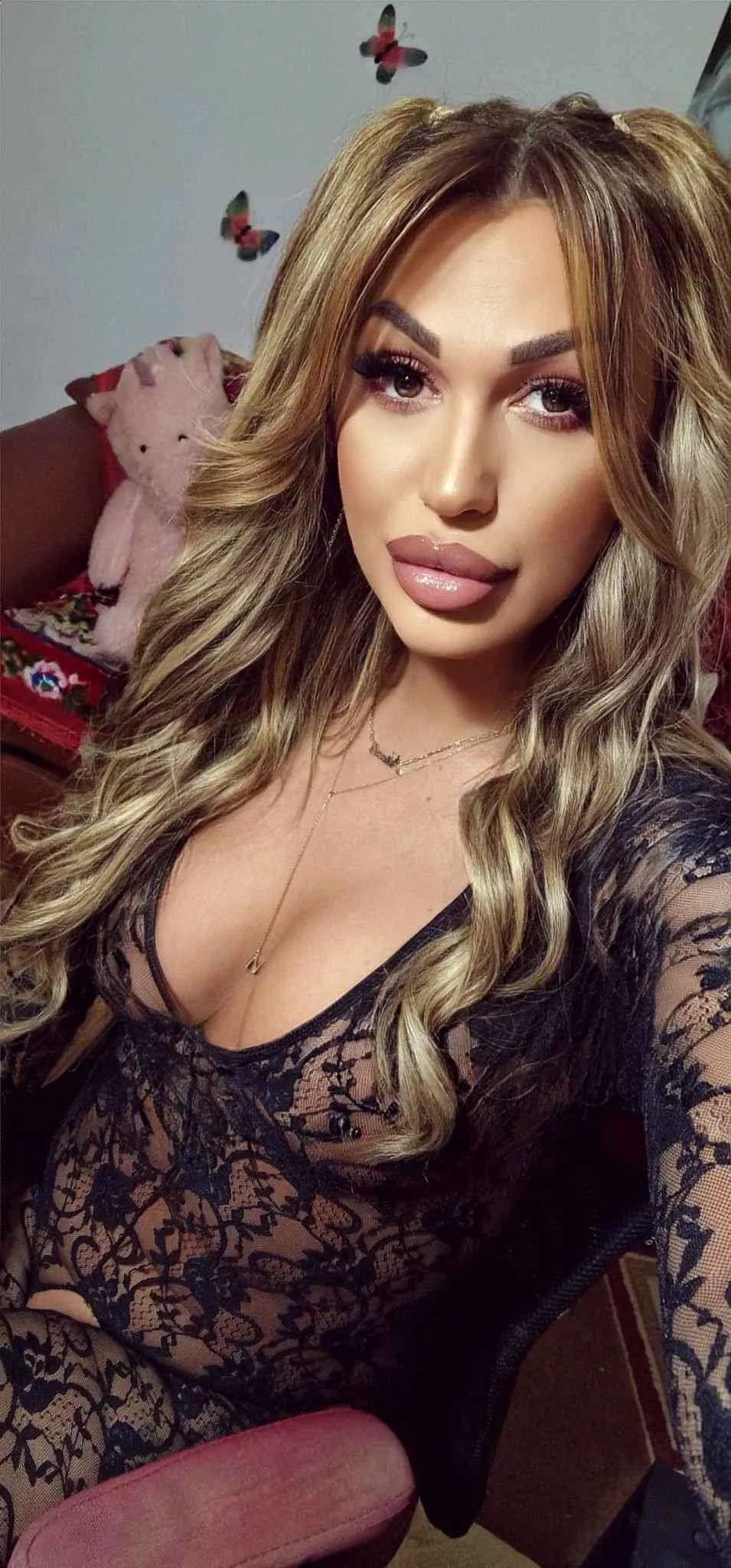 Live sex webcam photo for Nicol2Naya #8528878
