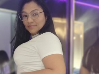 Live sex webcam photo for Jade_Zayn #8704126