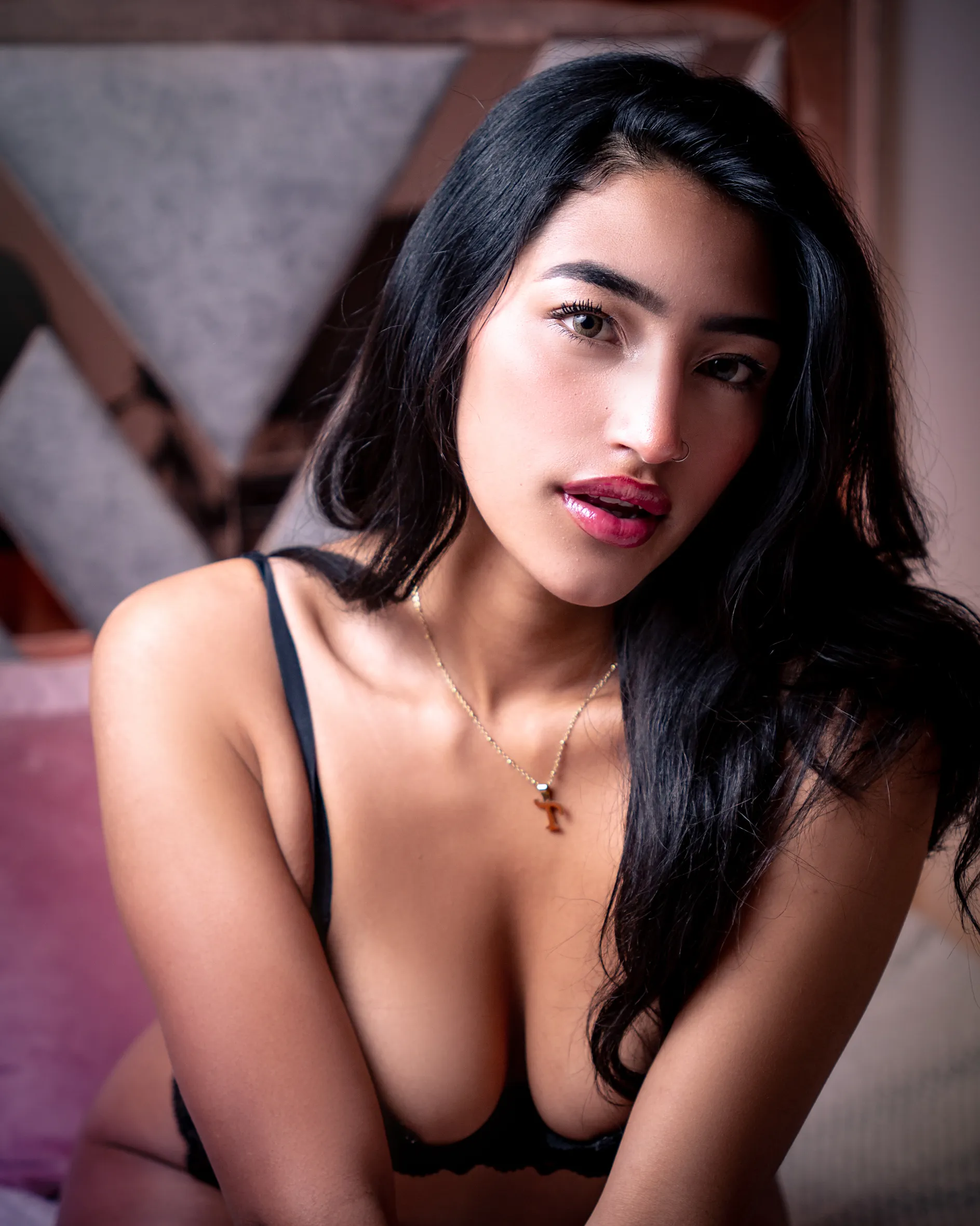 Live sex webcam photo for LuisaThompson #8031263