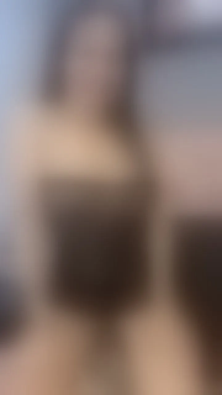 Live sex webcam photo for CharlotteCottin #8376865