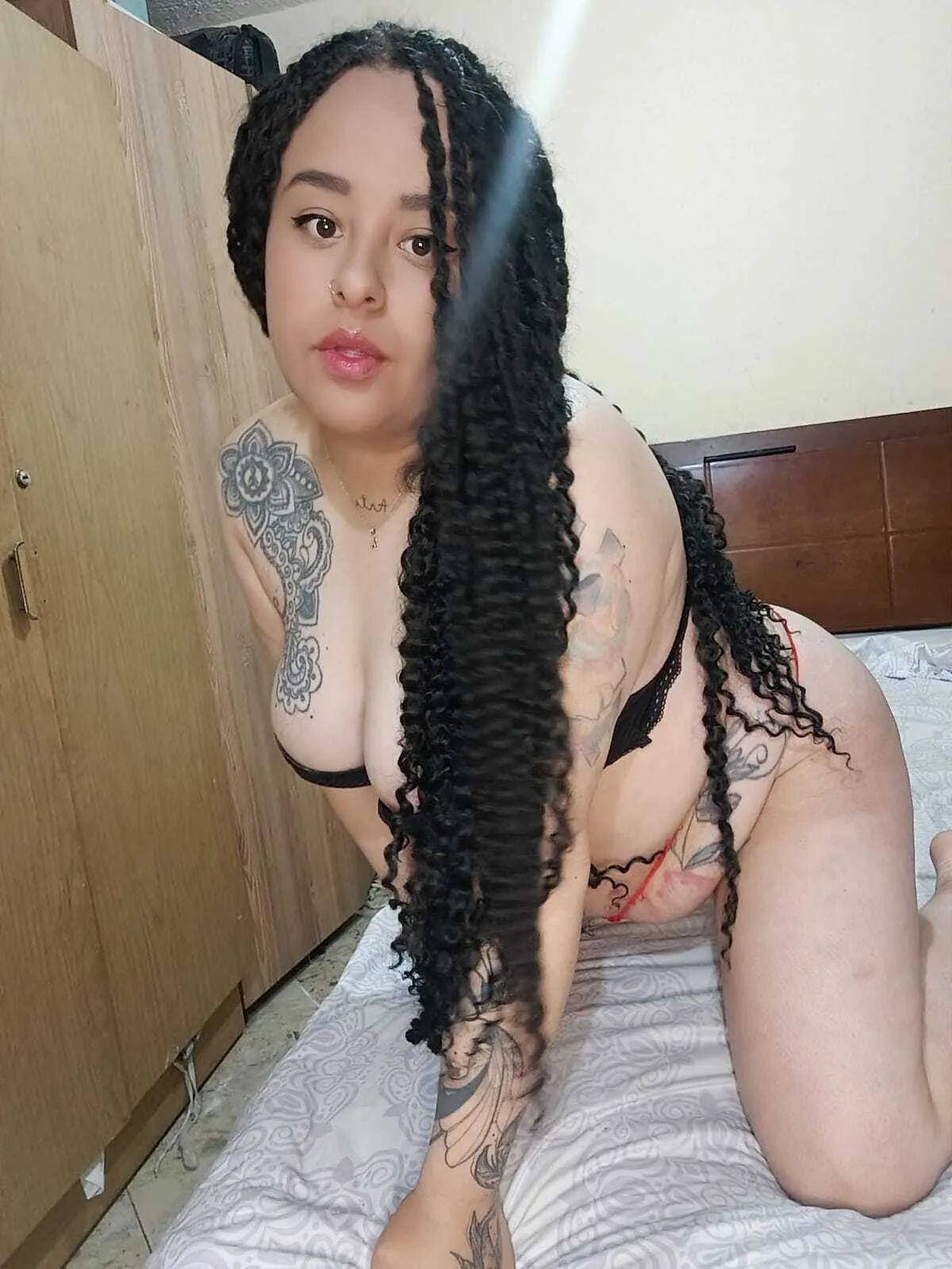 Live sex webcam photo for SalmaVegaLm #8175452