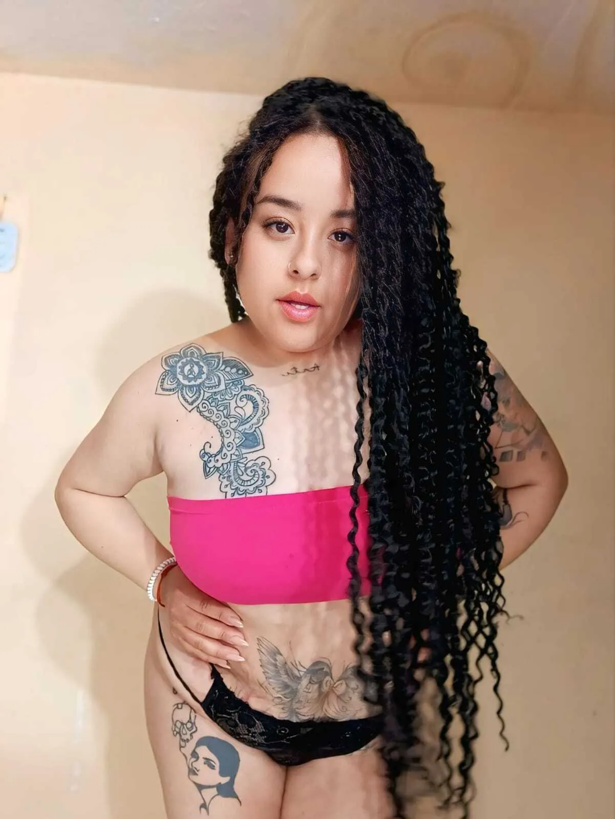 Live sex webcam photo for SalmaVegaLm #8256042