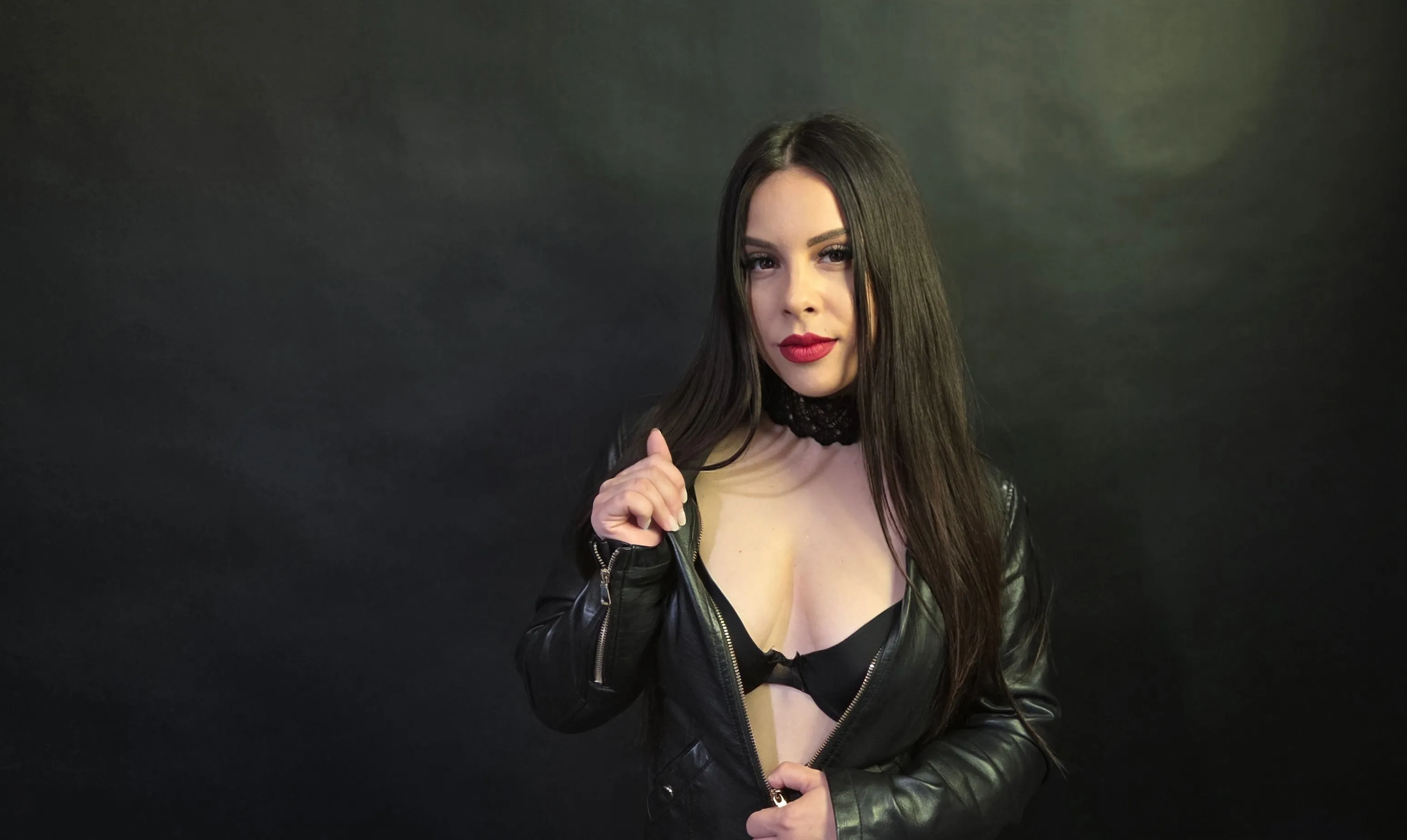 Live sex webcam photo for EllaVyxen #8484547