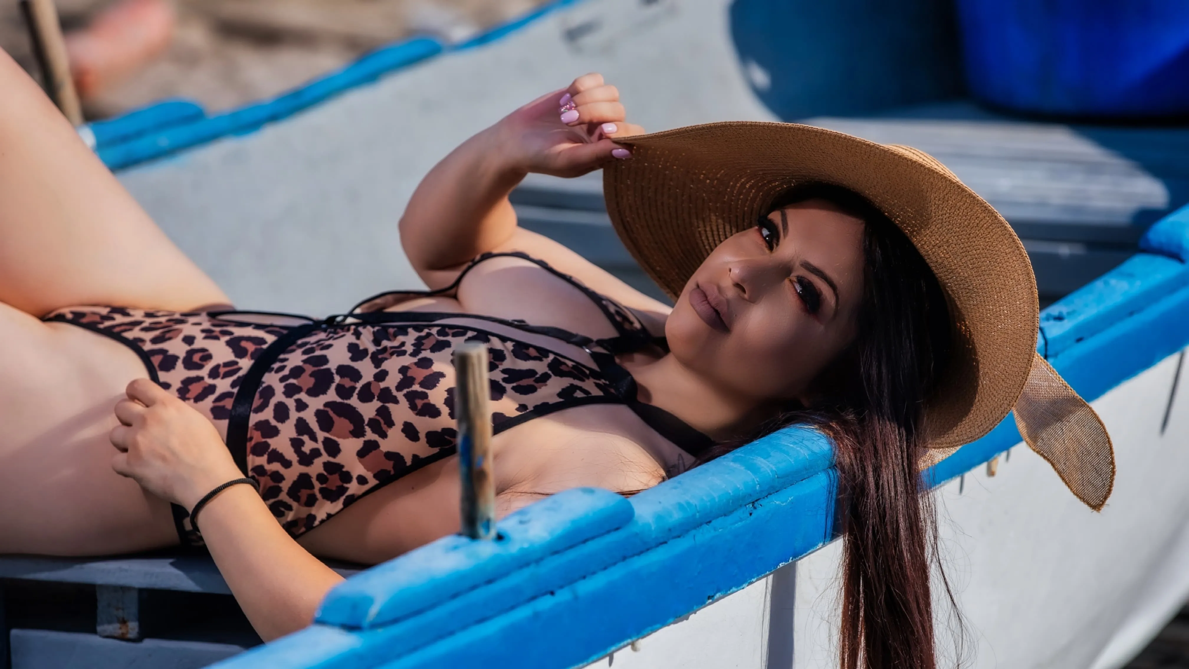 Live sex webcam photo for EllaVyxen #8016607