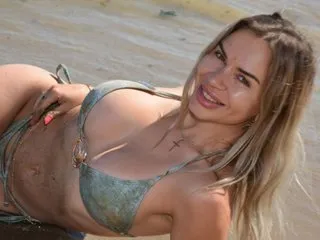 Live sex webcam photo for ClaraRoss #8703494