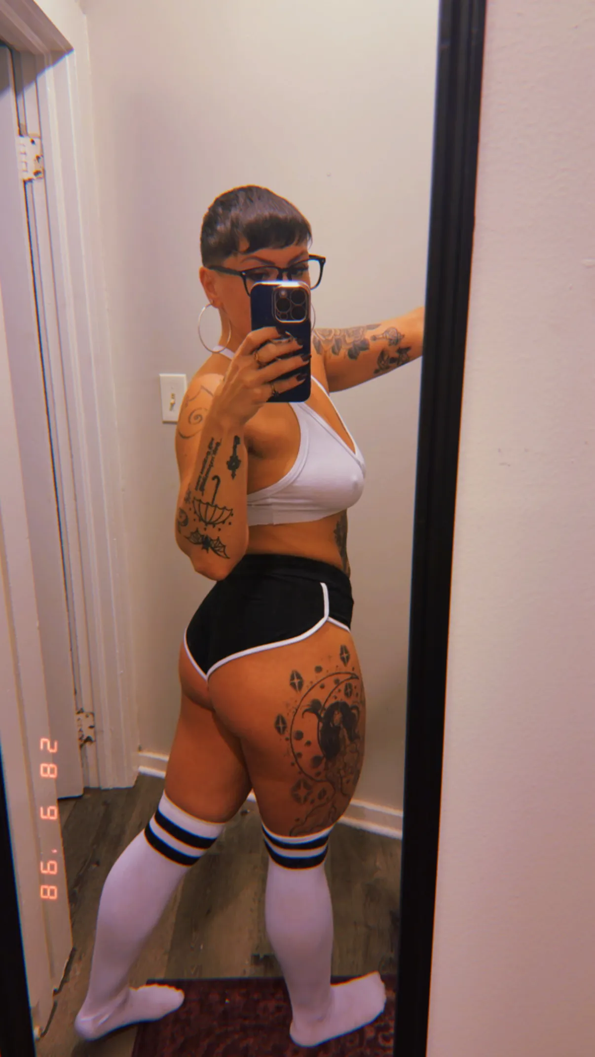 Live sex webcam photo for GoddessPixieXOXO #8153529