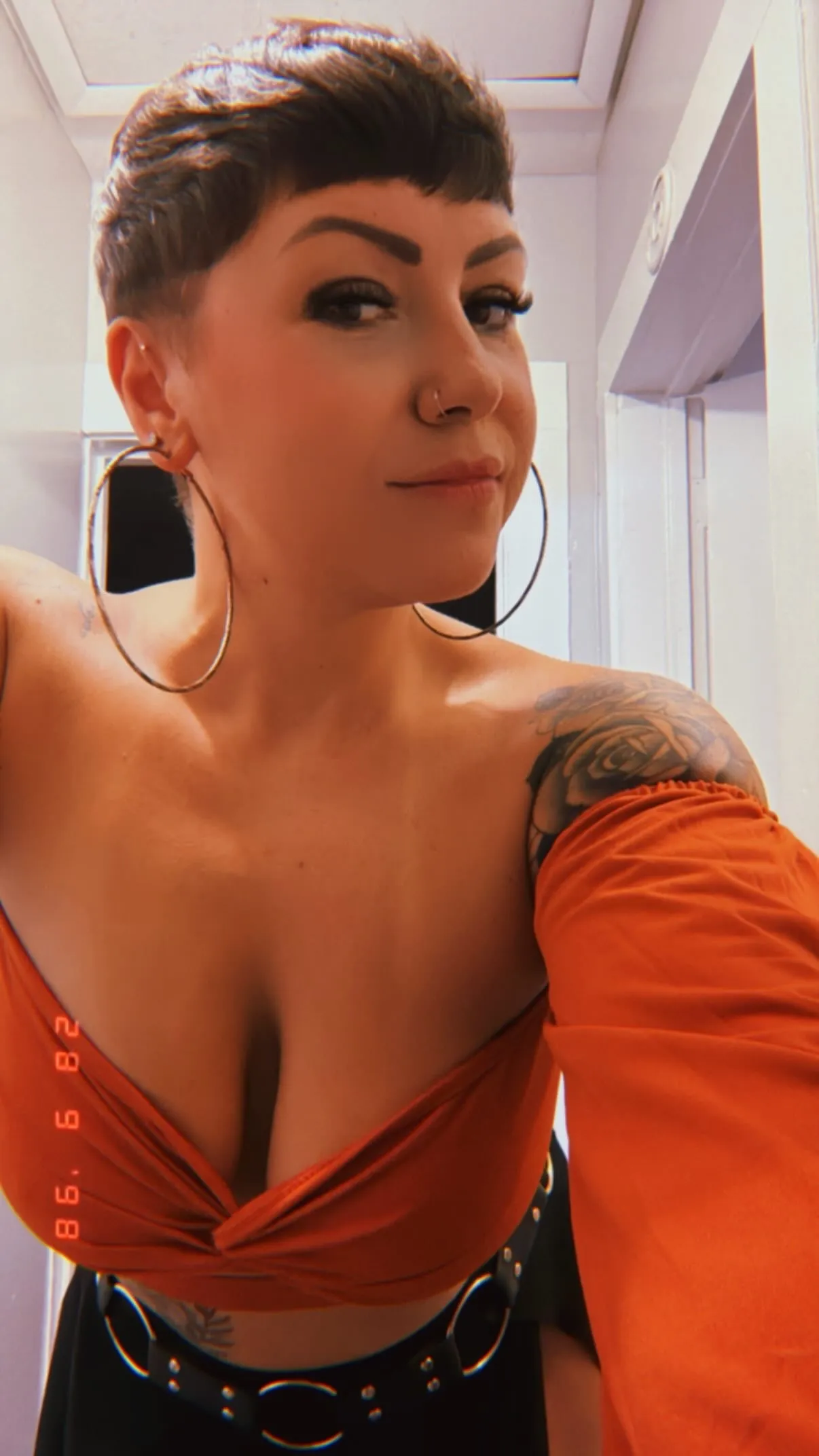 Live sex webcam photo for GoddessPixieXOXO #8074461