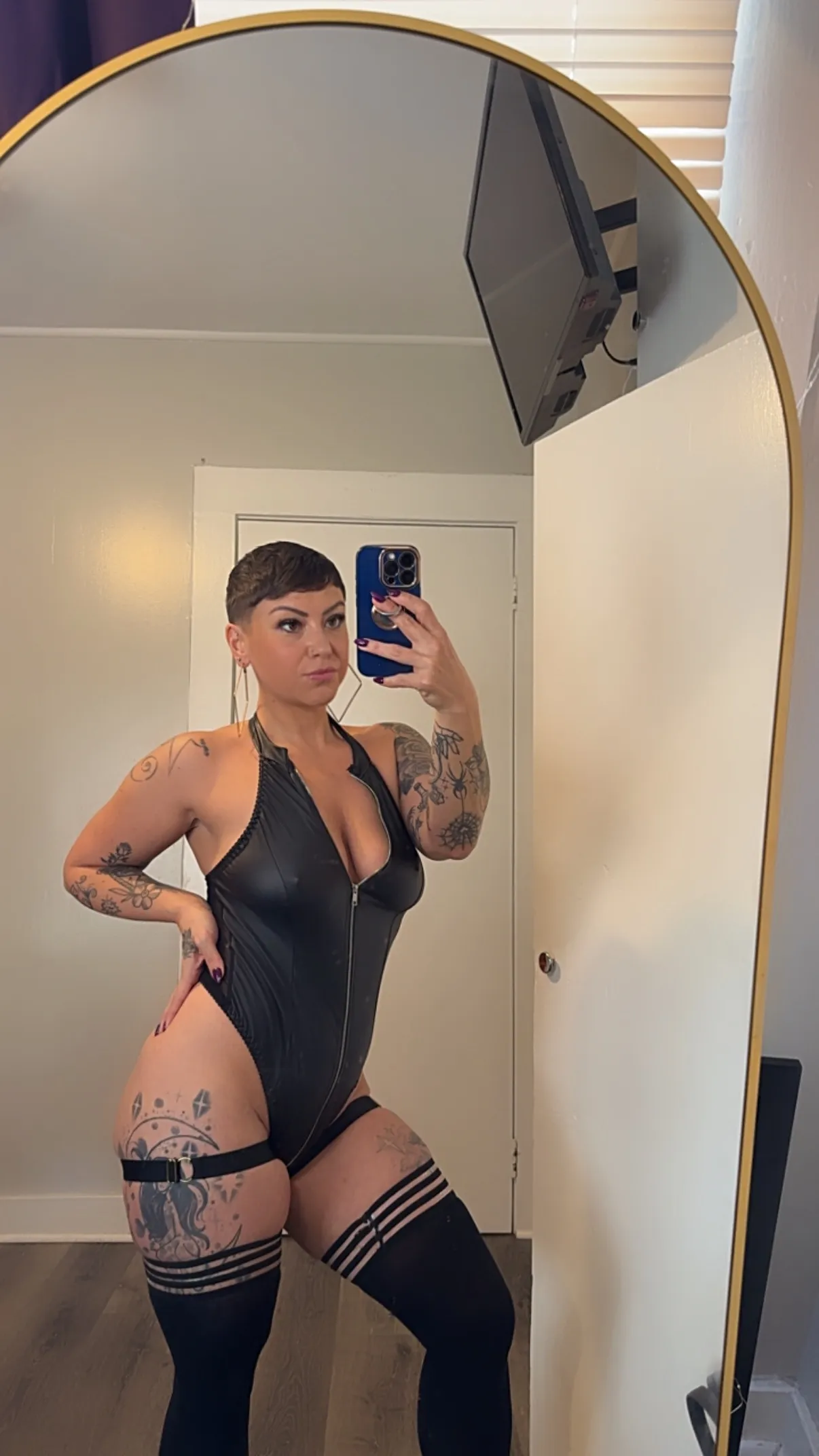 Live sex webcam photo for GoddessPixieXOXO #8653156