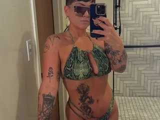 Live sex webcam photo for GoddessPixieXOXO #8074459