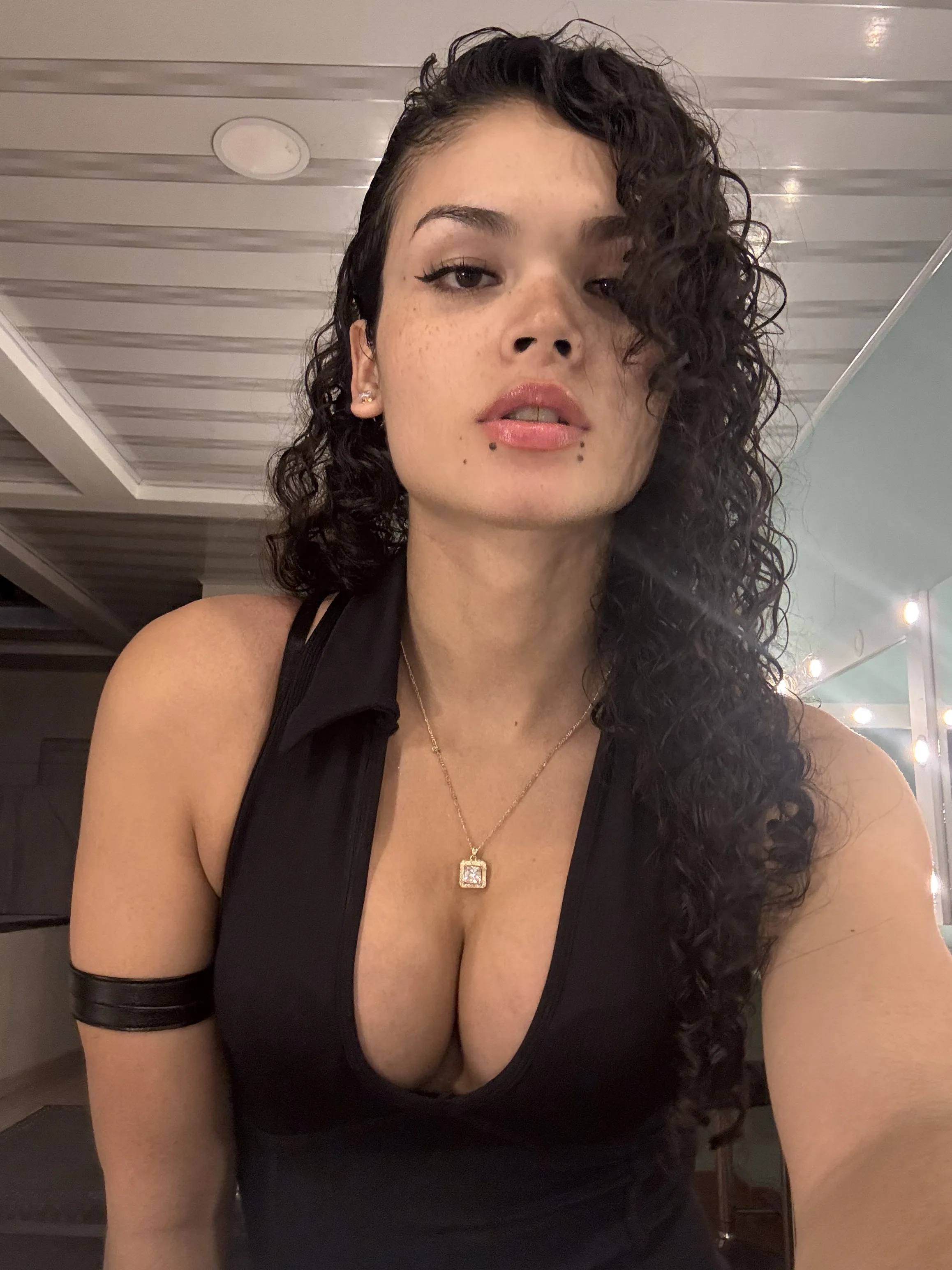 Live sex webcam photo for Giadecolombia #8487839