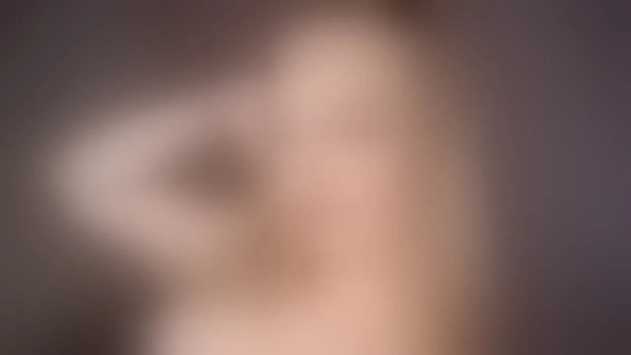 Live sex webcam photo for ElyssawetXX #8069746