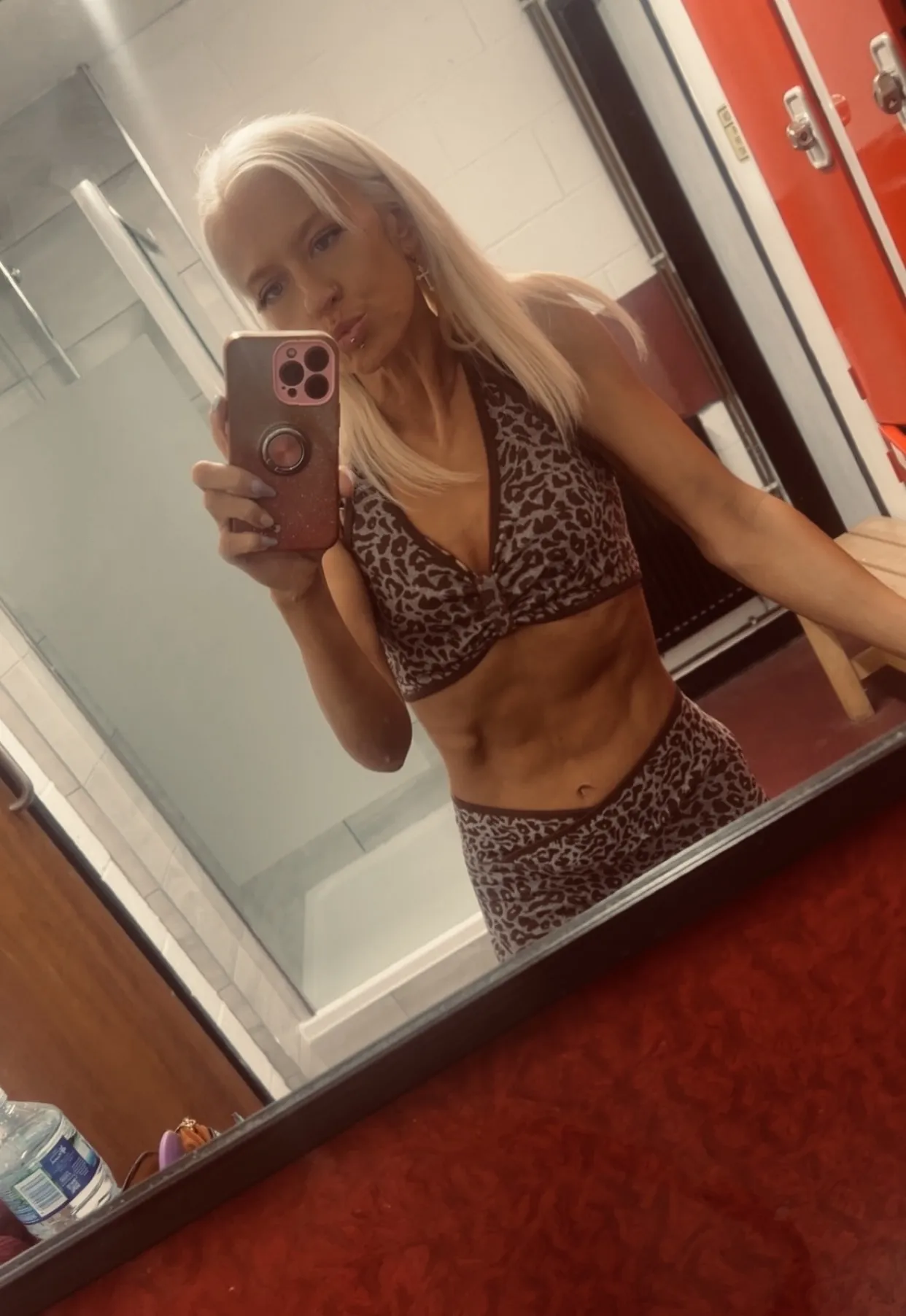 Live sex webcam photo for BabeBeth40 #8512535