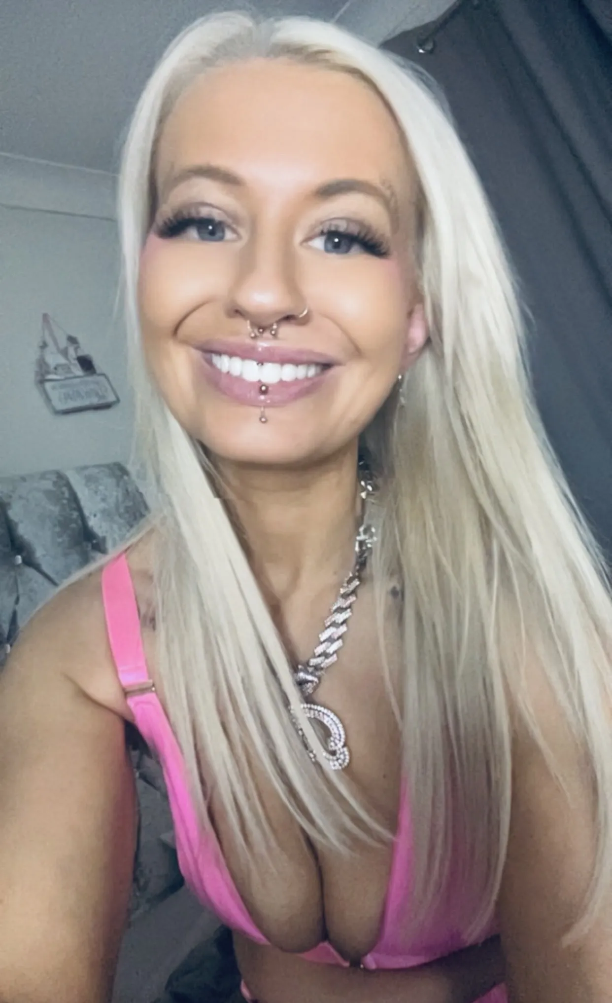 Live sex webcam photo for BabeBeth40 #8073993